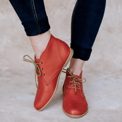 Gazelle Worn Red