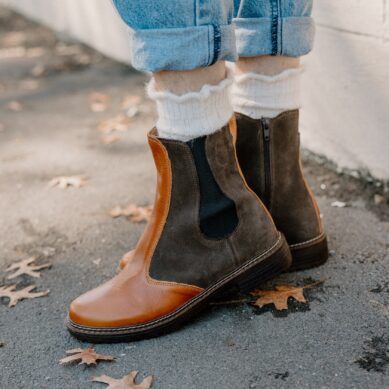 Reese Relic Tan/Choc Suede